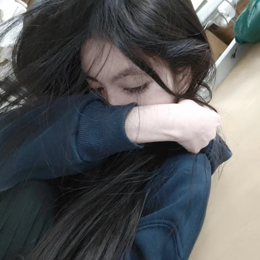 燕燕.