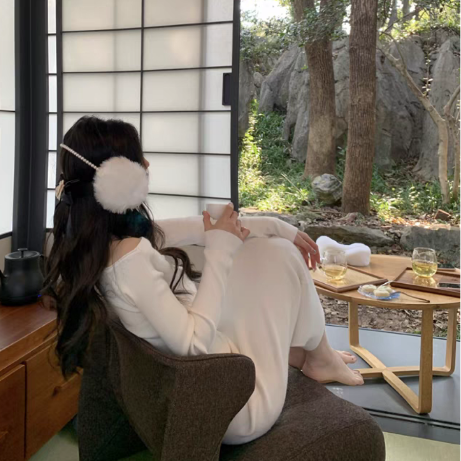 菲菲超凶哒°