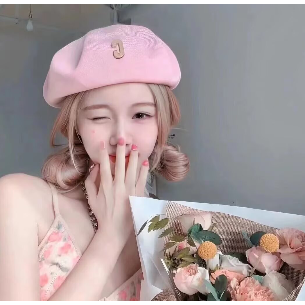 美女也会ᵉᵐᵒ
