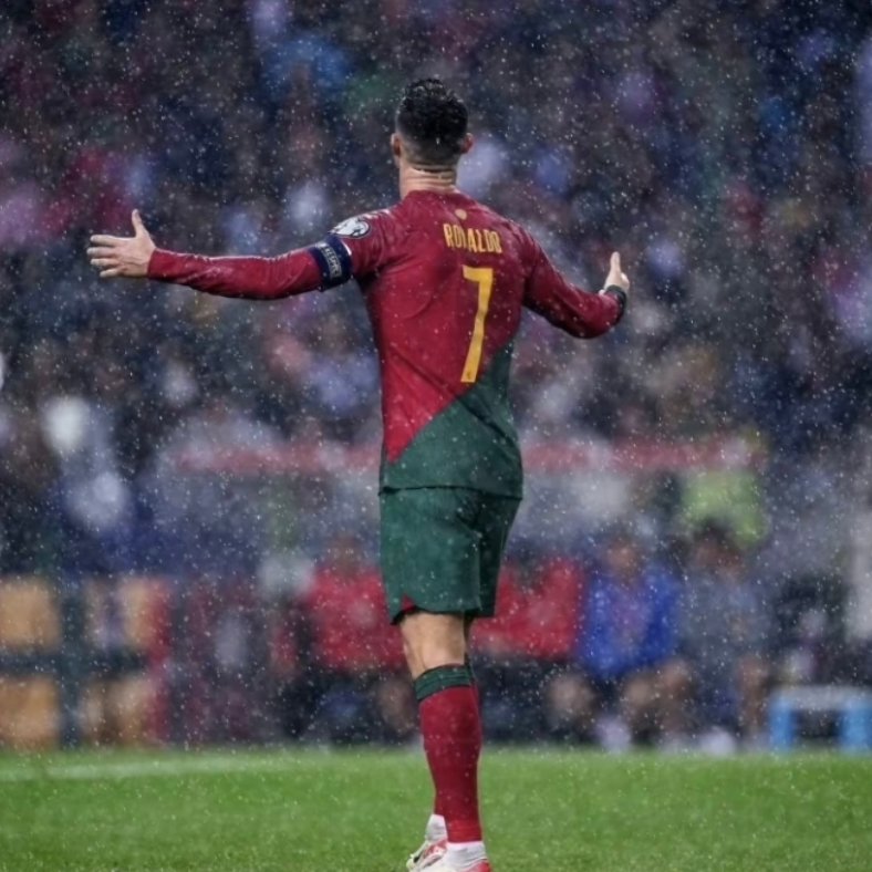 CR7