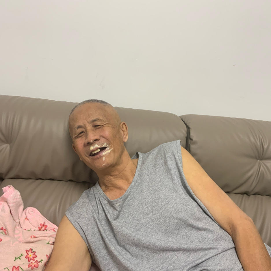 玩闹牛
