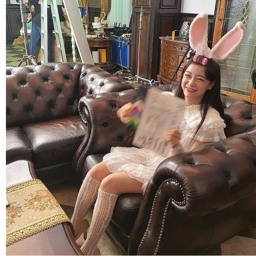 小熊猫不愿在慈宁宫烤面包