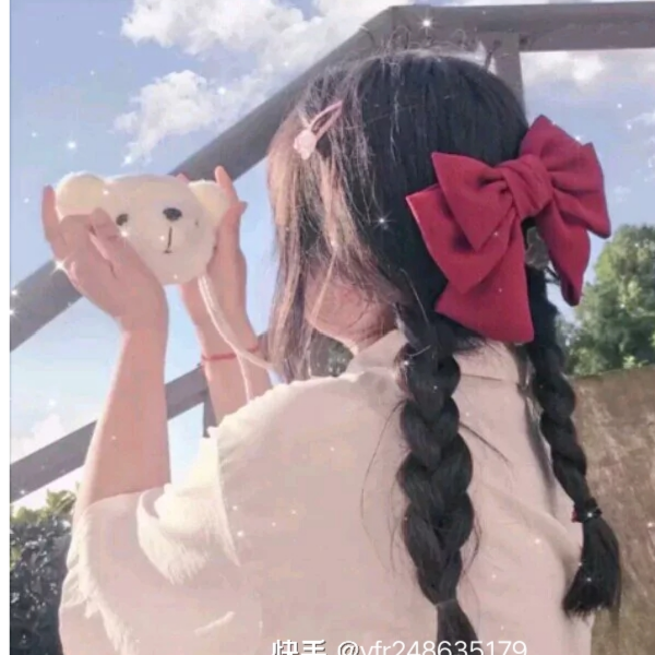 草莓朵朵