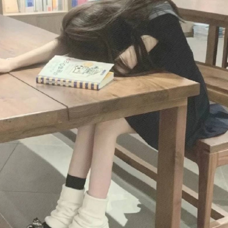 -悲伤的小雪^