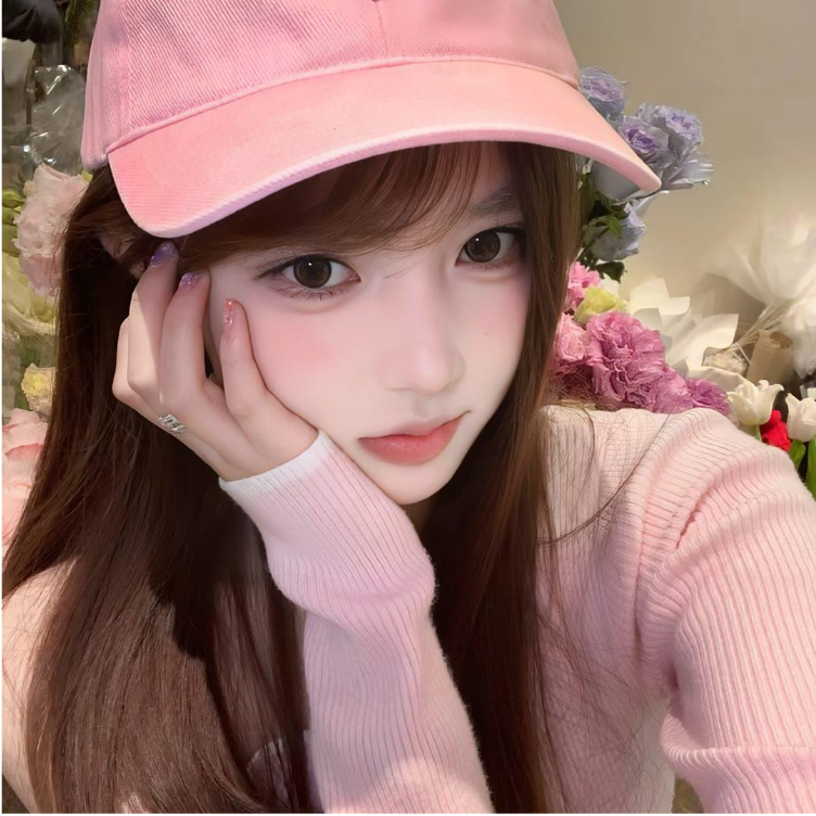 秦苒.