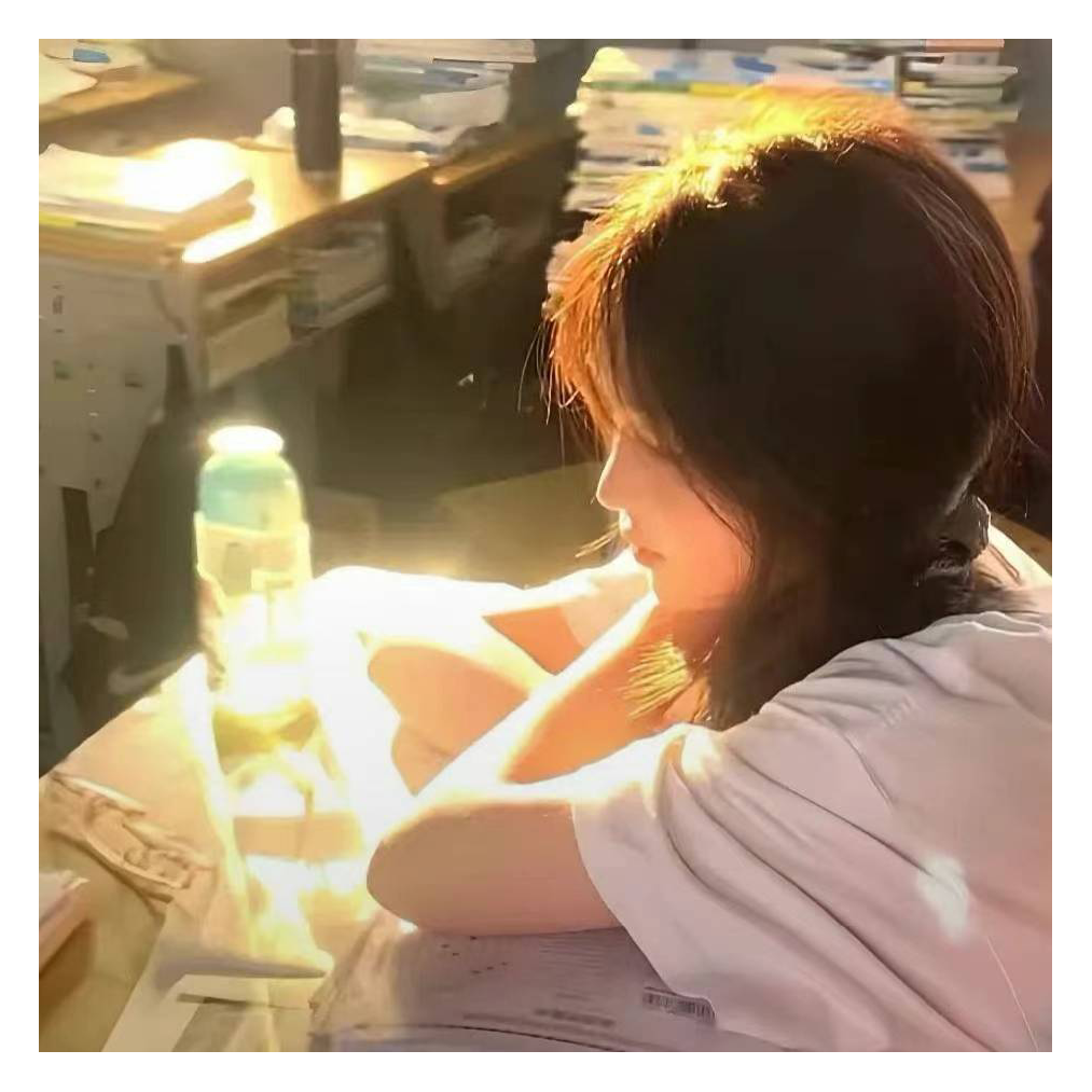 哇呜小白