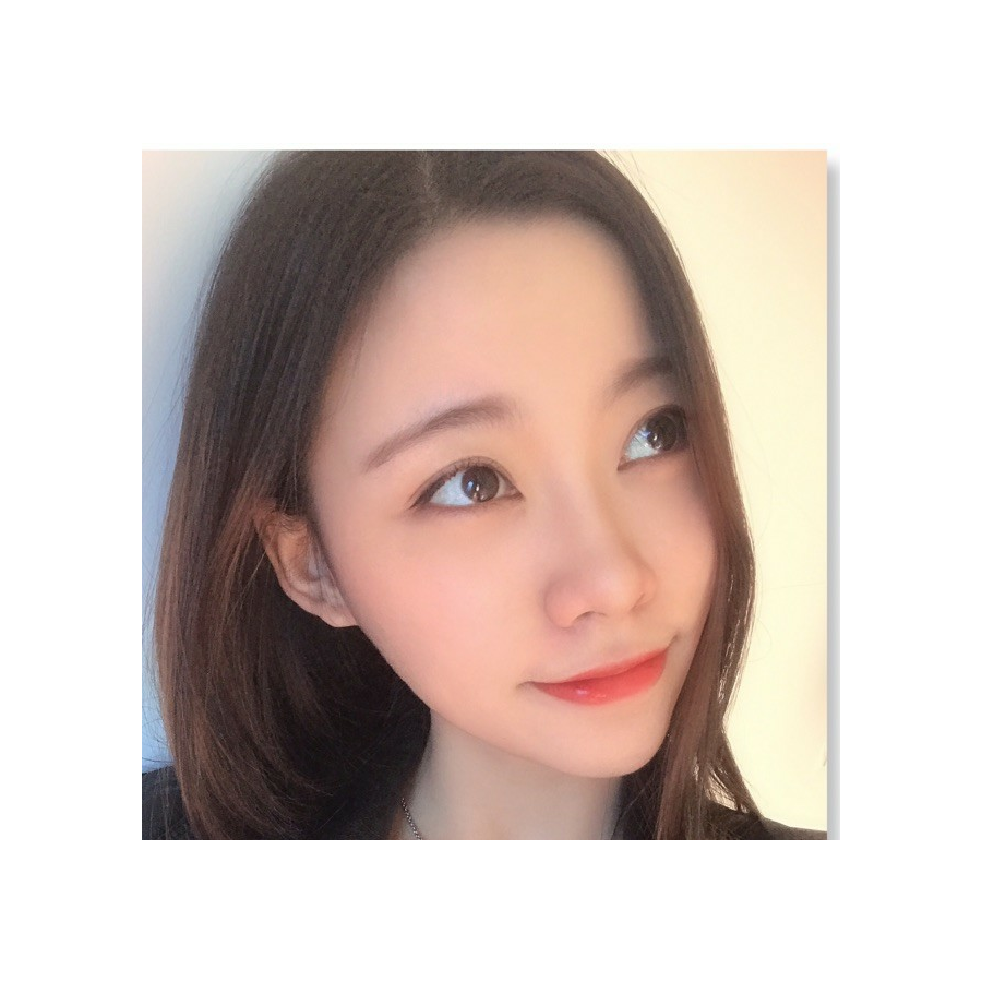 灿容