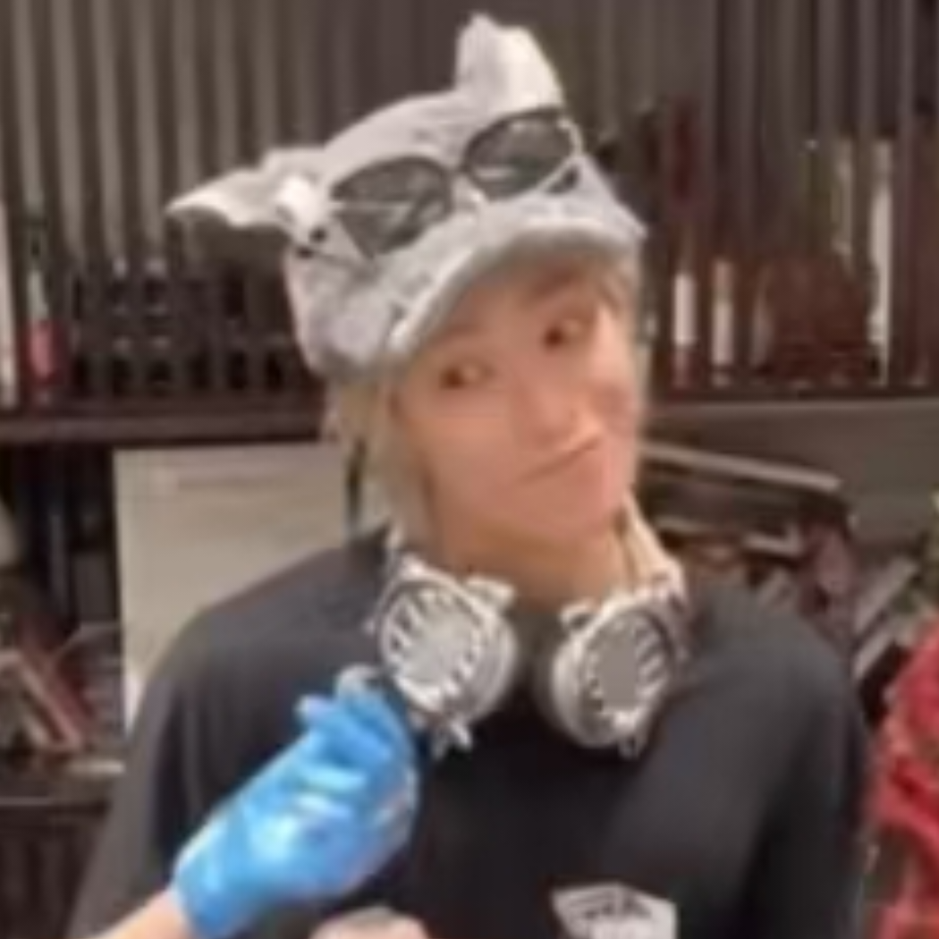 云