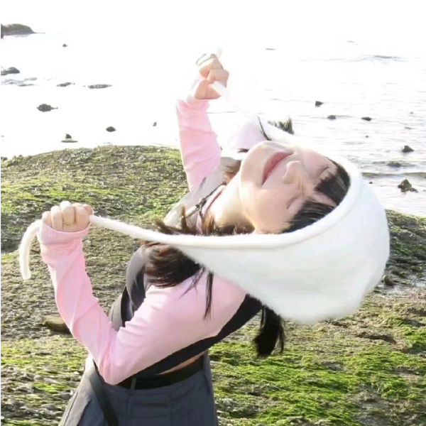 山川见湖月