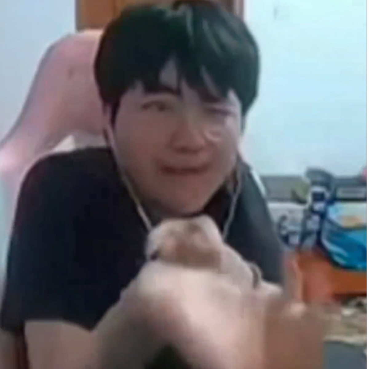 米卡