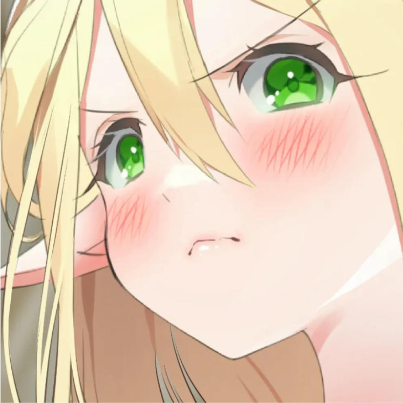 草莓冰淇淋。