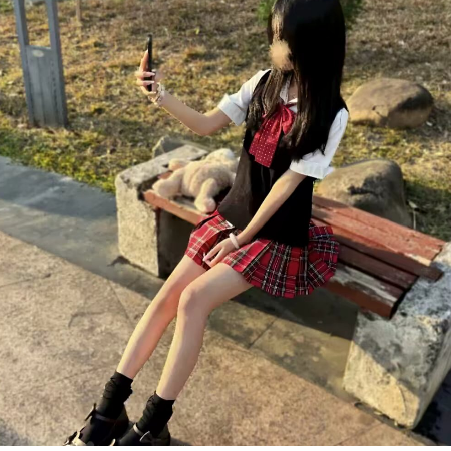 漓葵诗