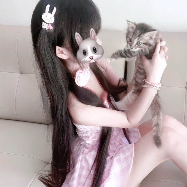 宇宙最萌小怡