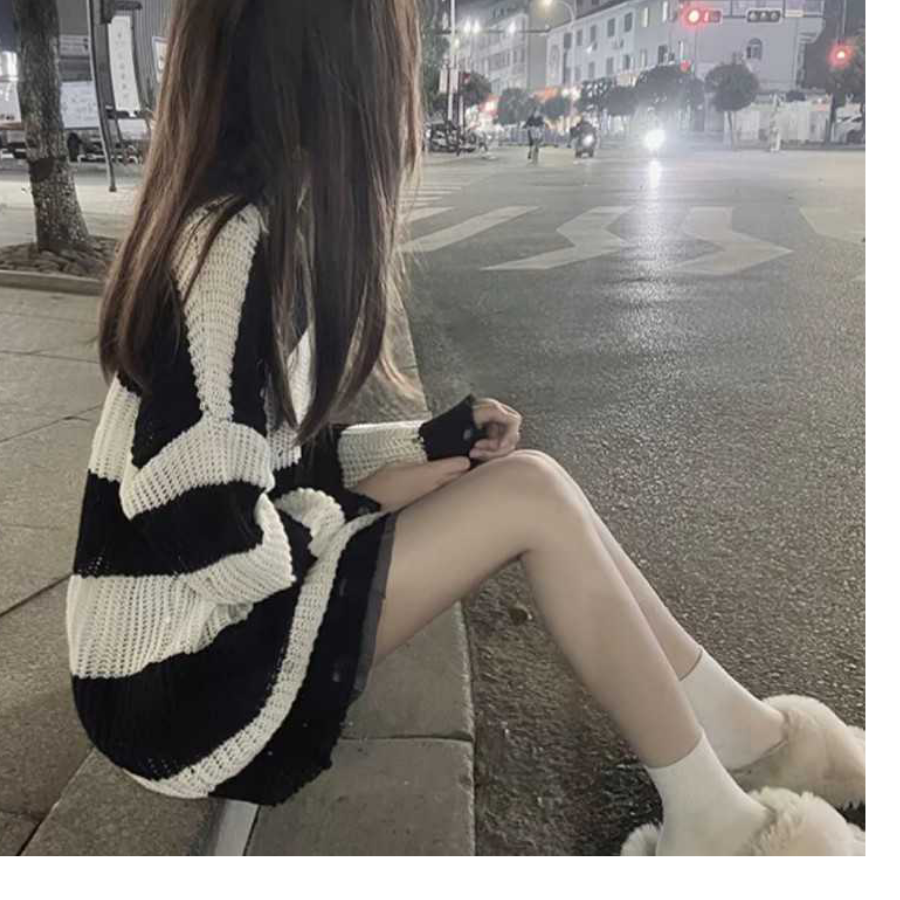 輕