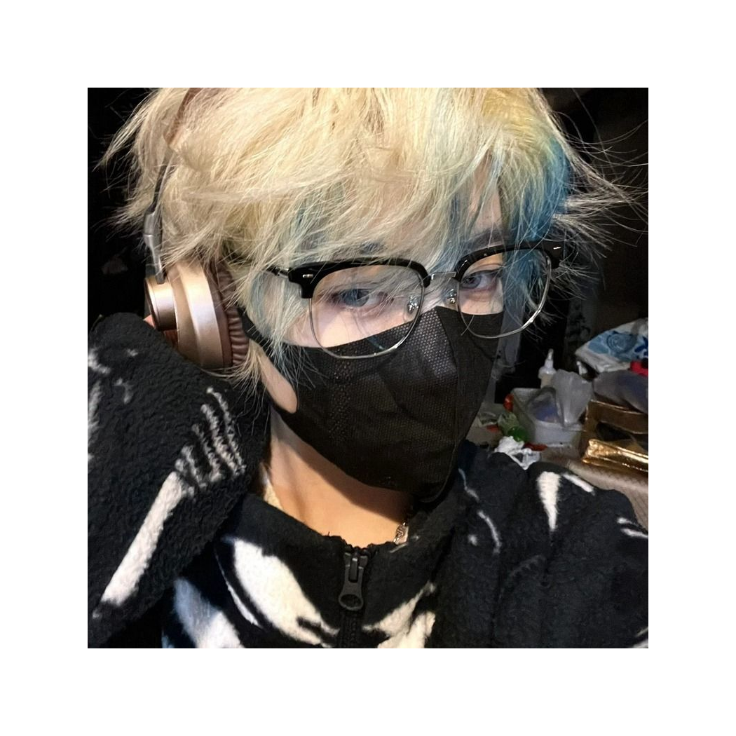 一本正经的不正经大大