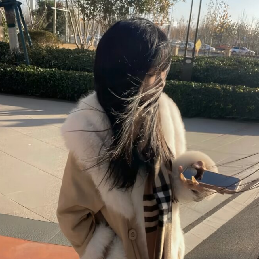 少萝葟. ಣ
