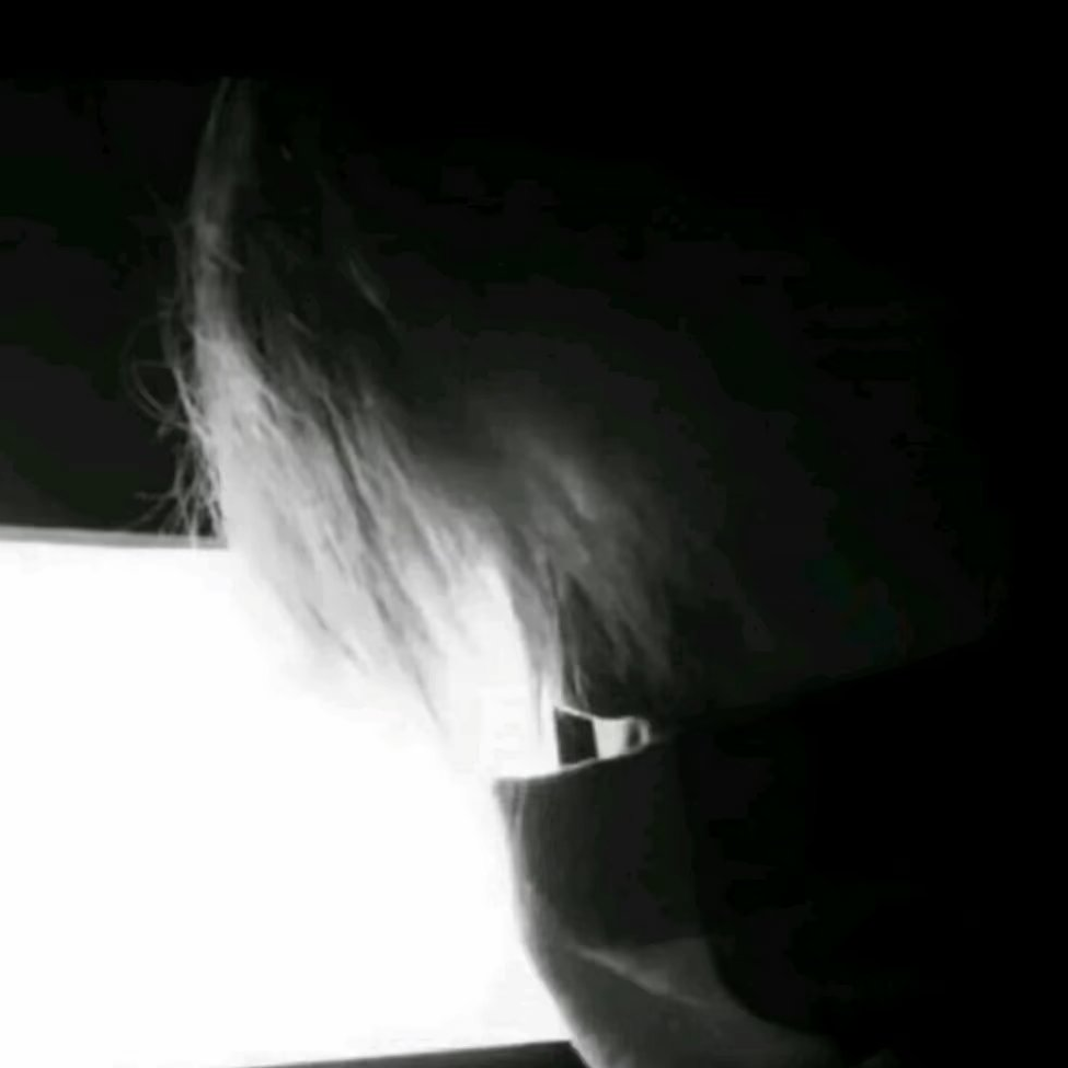 瞬间