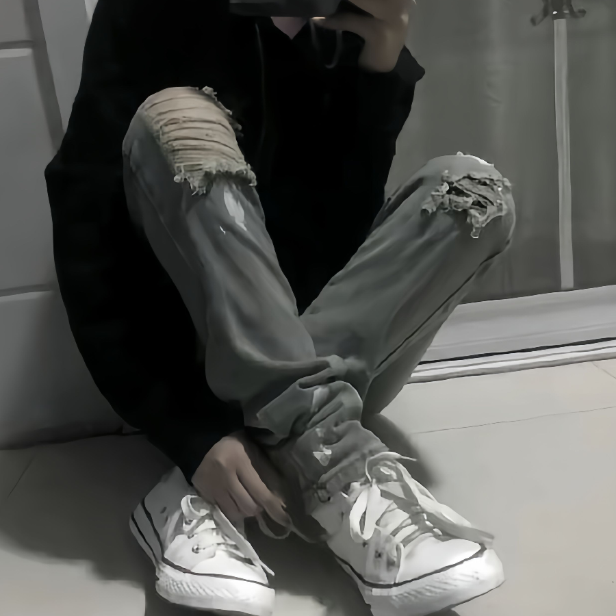 郁