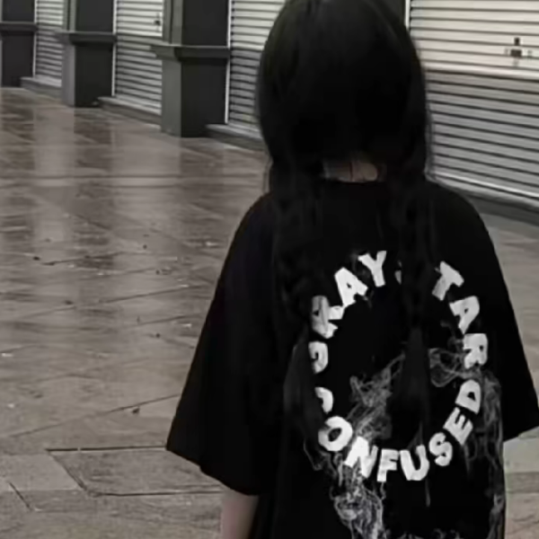 阿玖^ω^