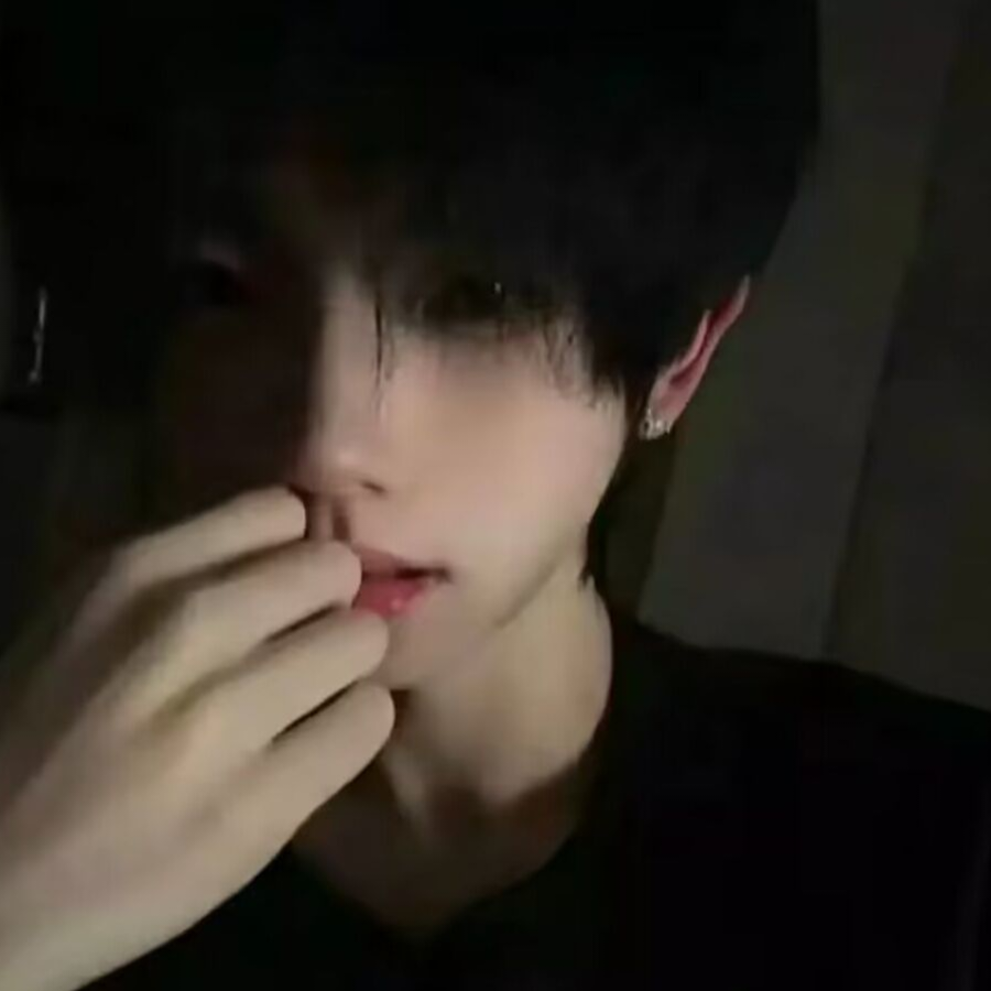 腹肌给你当枕头