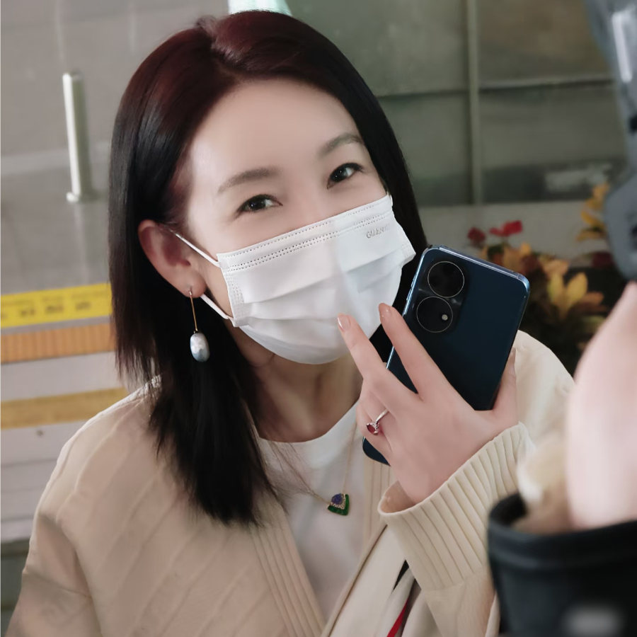 我不💋 应该出现😂