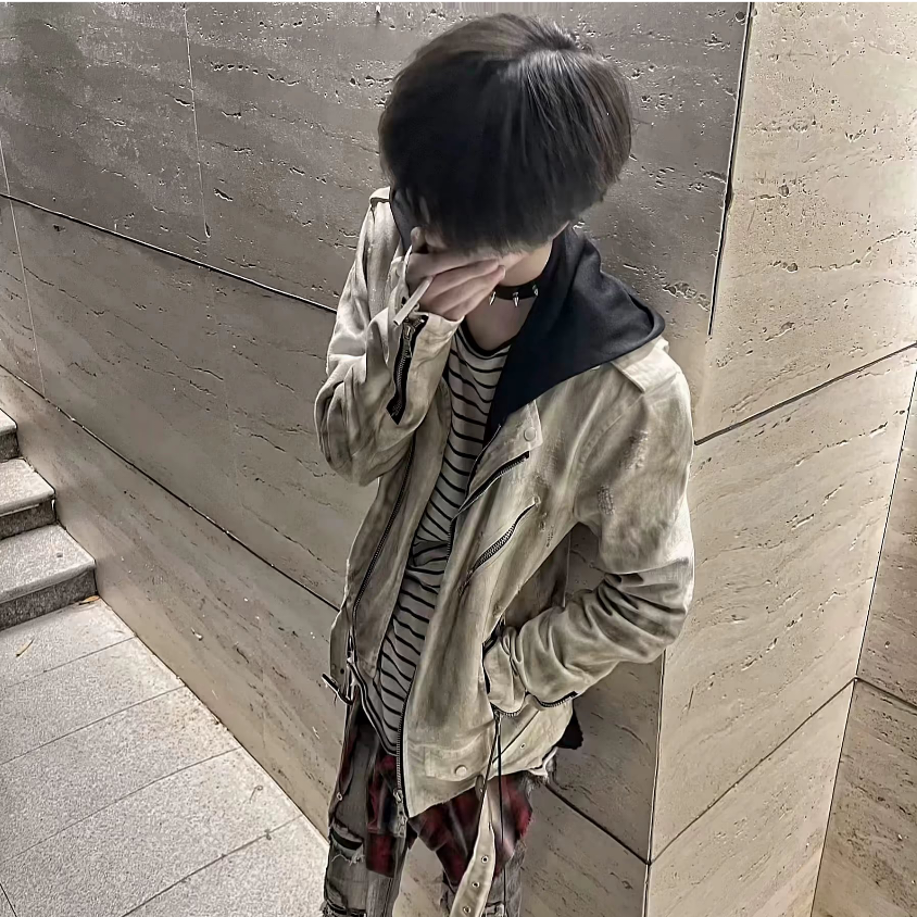 Emotiona°