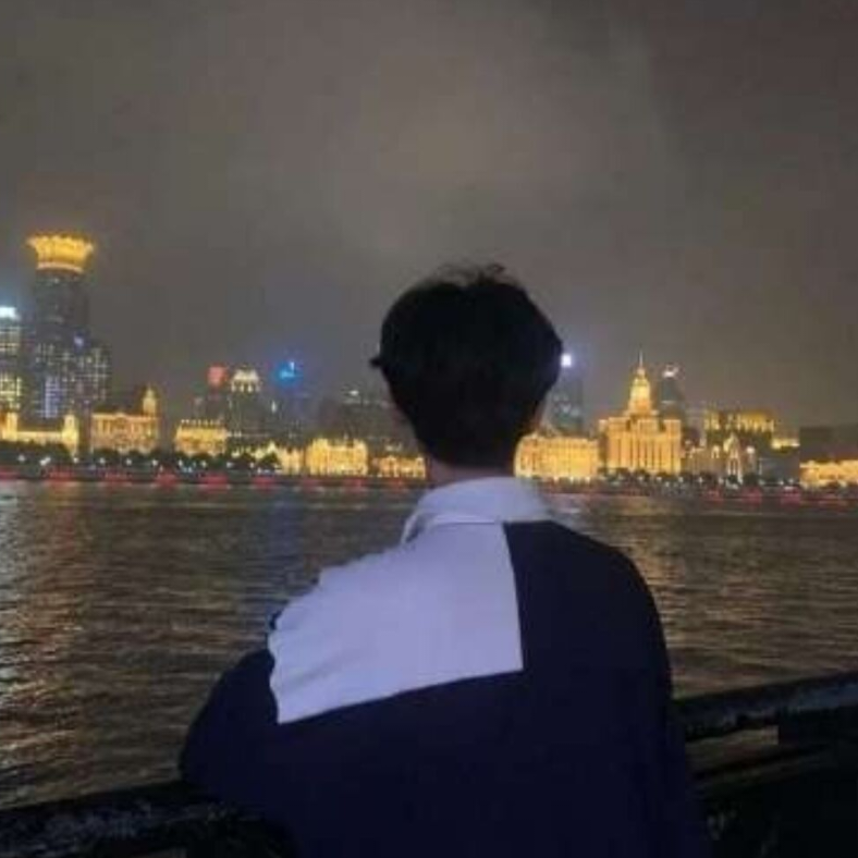不要站在冰箱上