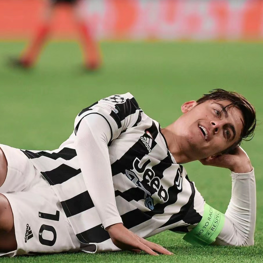 Dybala*