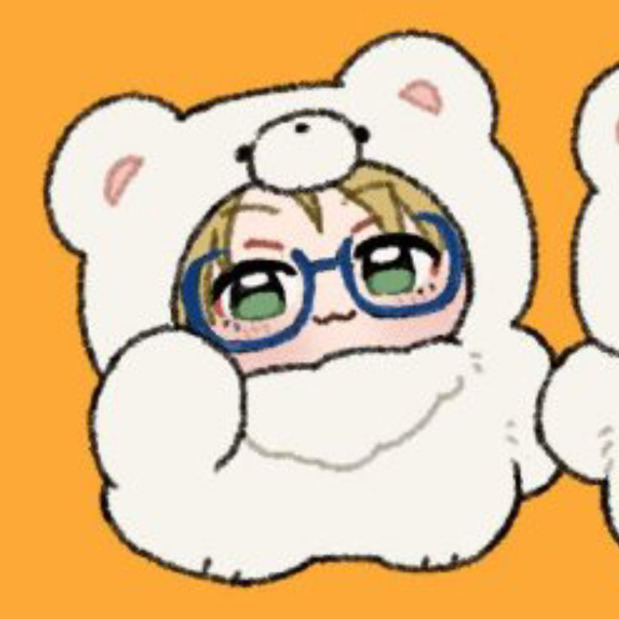 有橘猫在玩芝麻