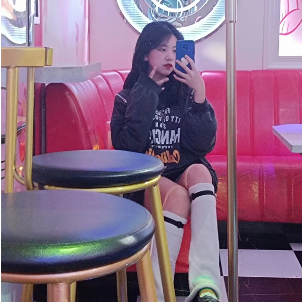 伍梓铭