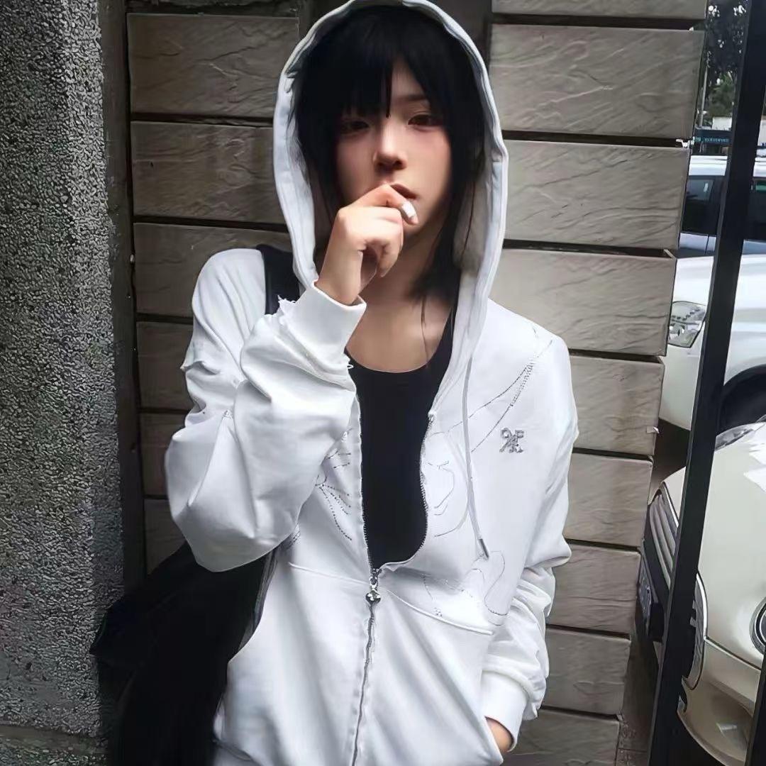 装忧郁被打