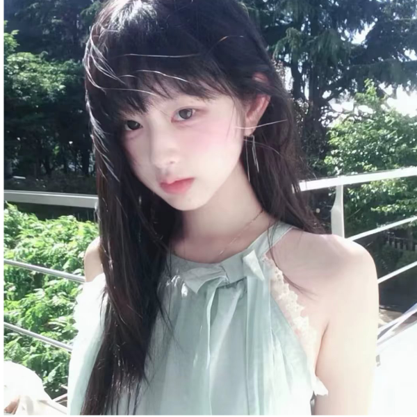 忧郁小莼.