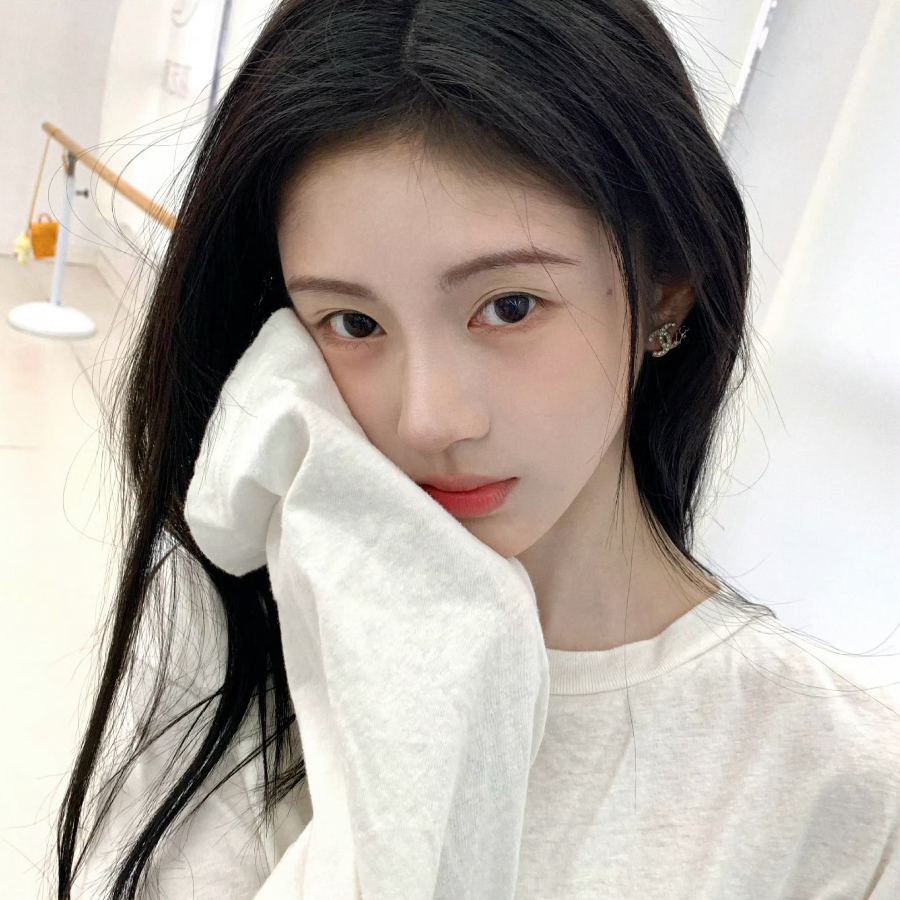 鞠婧辞jjy