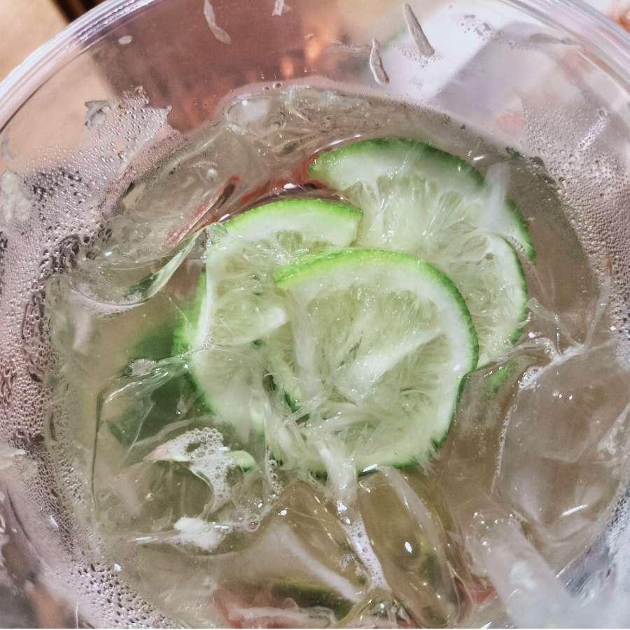 现在是夏天