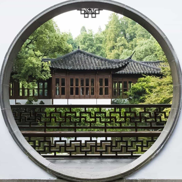 寂月皎皎