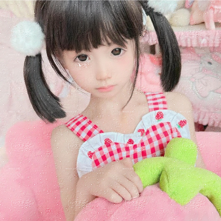 萌小佳