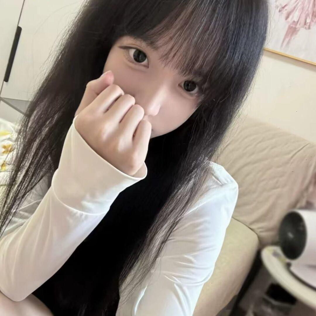 小依