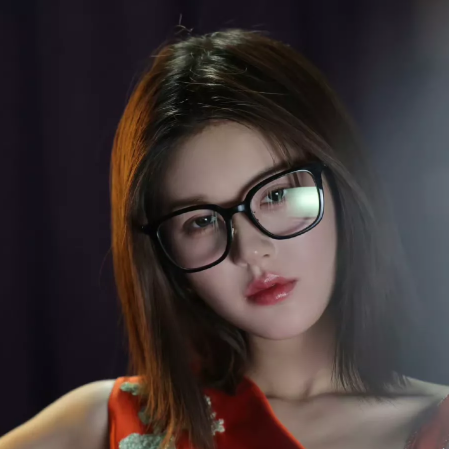 辛小蒂吖(￣_,￣ )