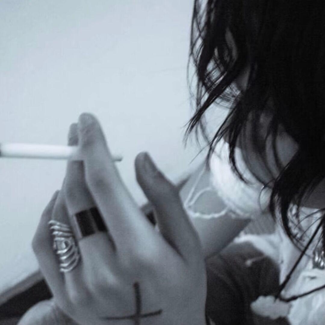 嗜血