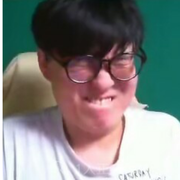 mmmomo