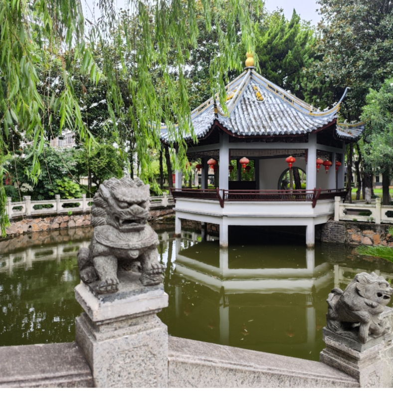 东风遣云