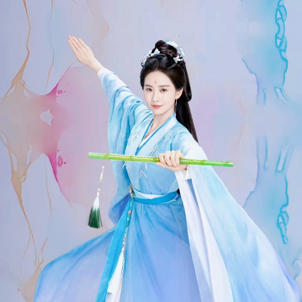 沛铃瑶闻