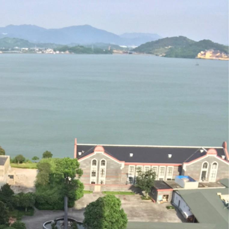毫无波澜的生活