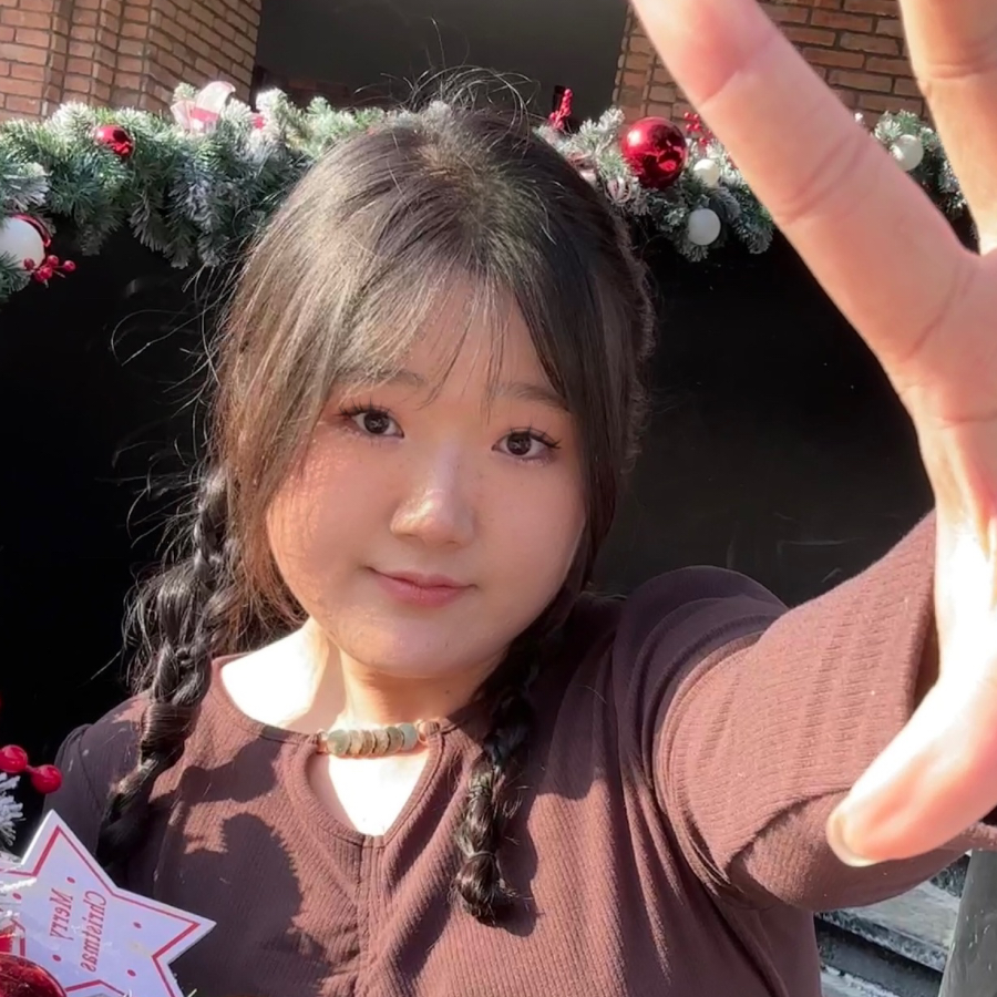 与月