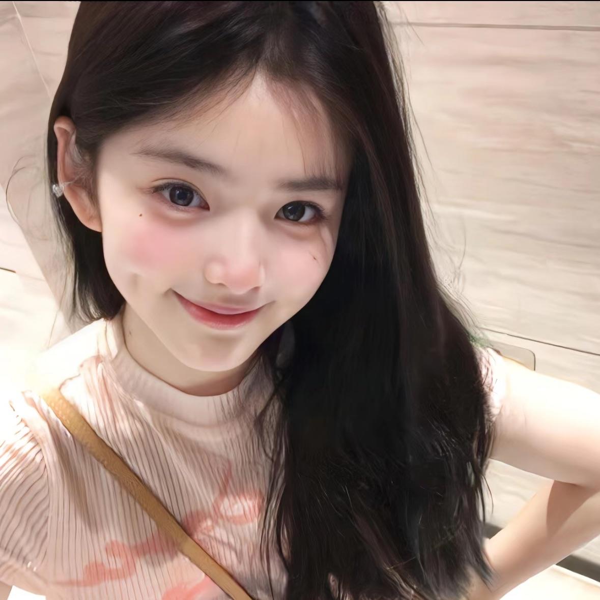 超菜的美少女