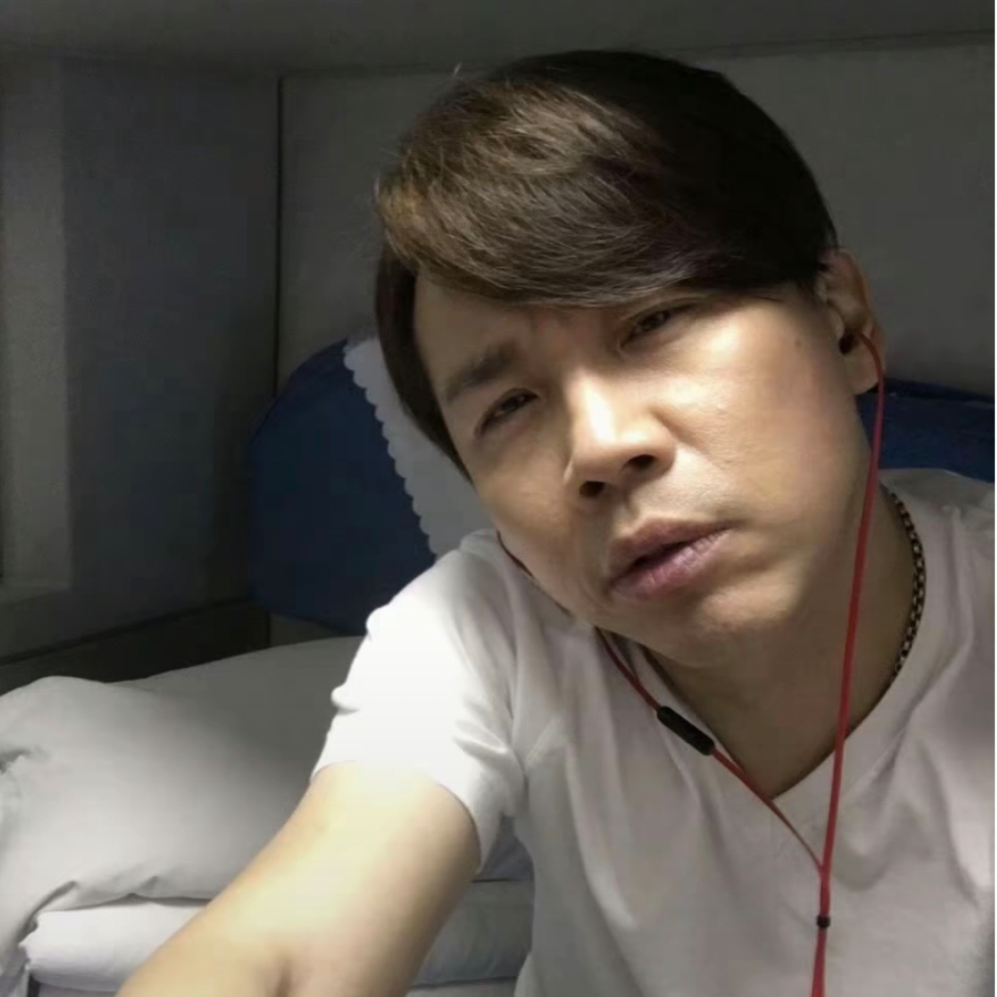 晚夜微雨问海棠