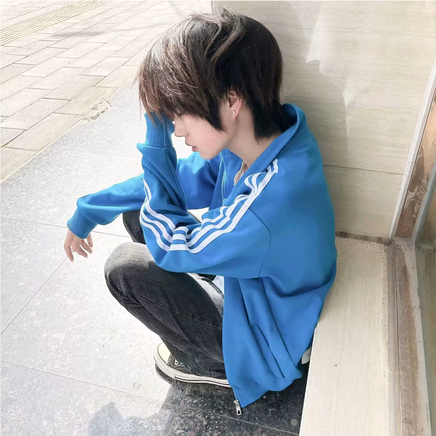 我总是爱嘴硬 