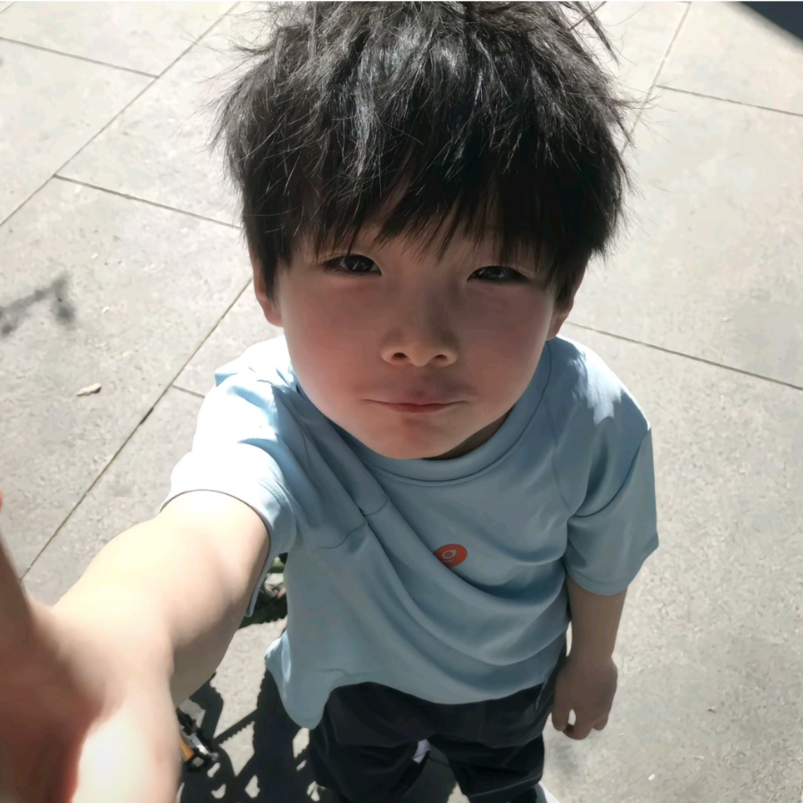 小晏