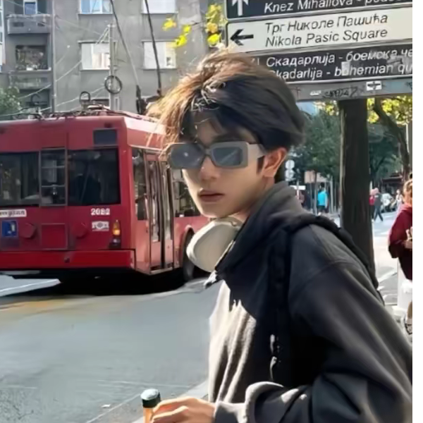 我在外面玩
