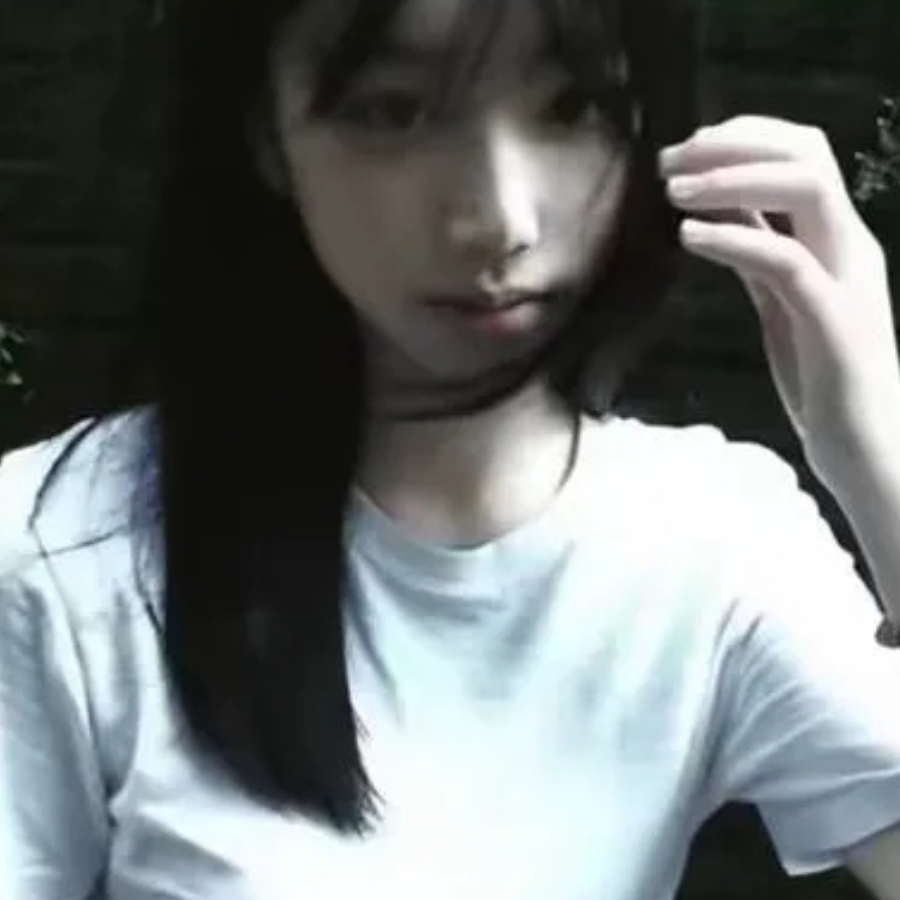 河岸晗